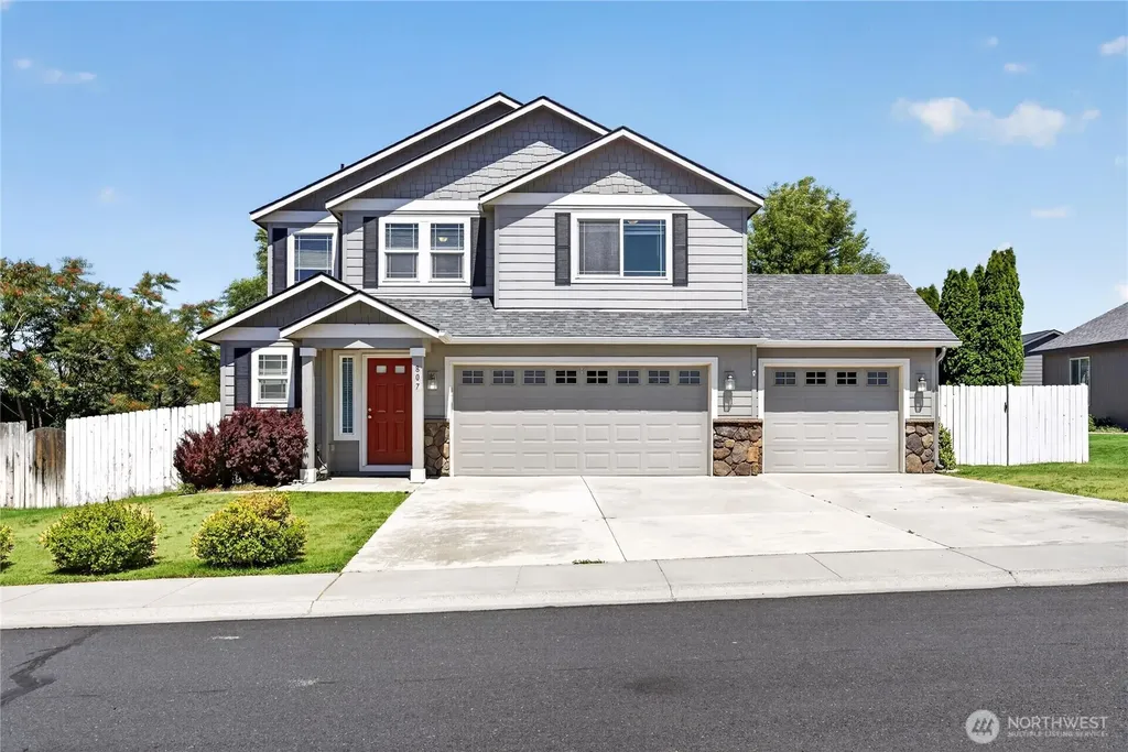 807 7th Avenue NE Ephrata WA 98823