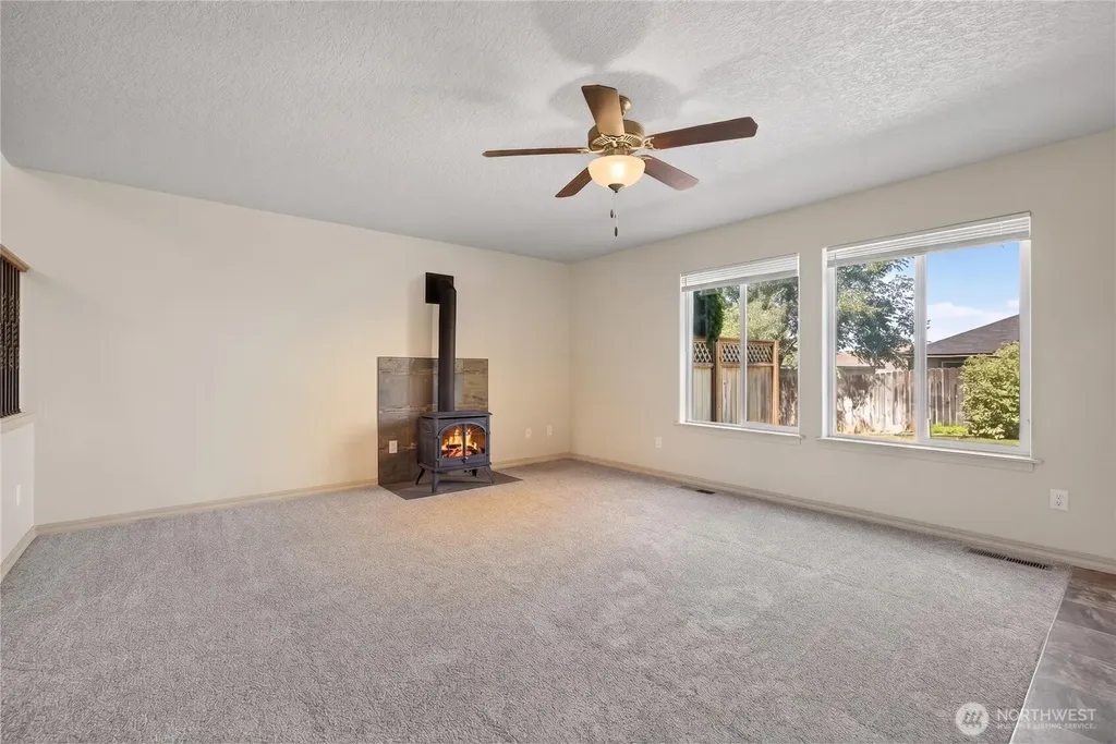 807 7th Avenue NE Ephrata WA 98823