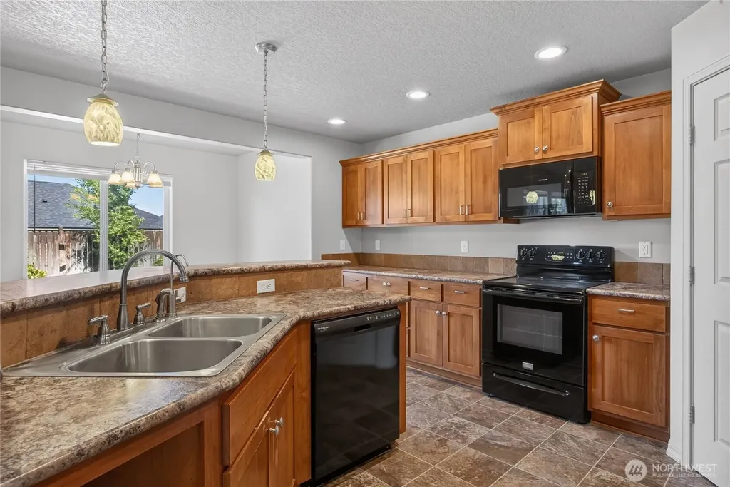807 7th Avenue NE Ephrata WA 98823