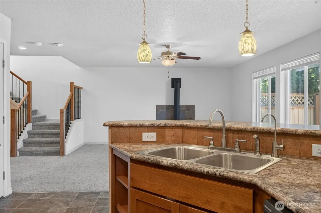 807 7th Avenue NE Ephrata WA 98823