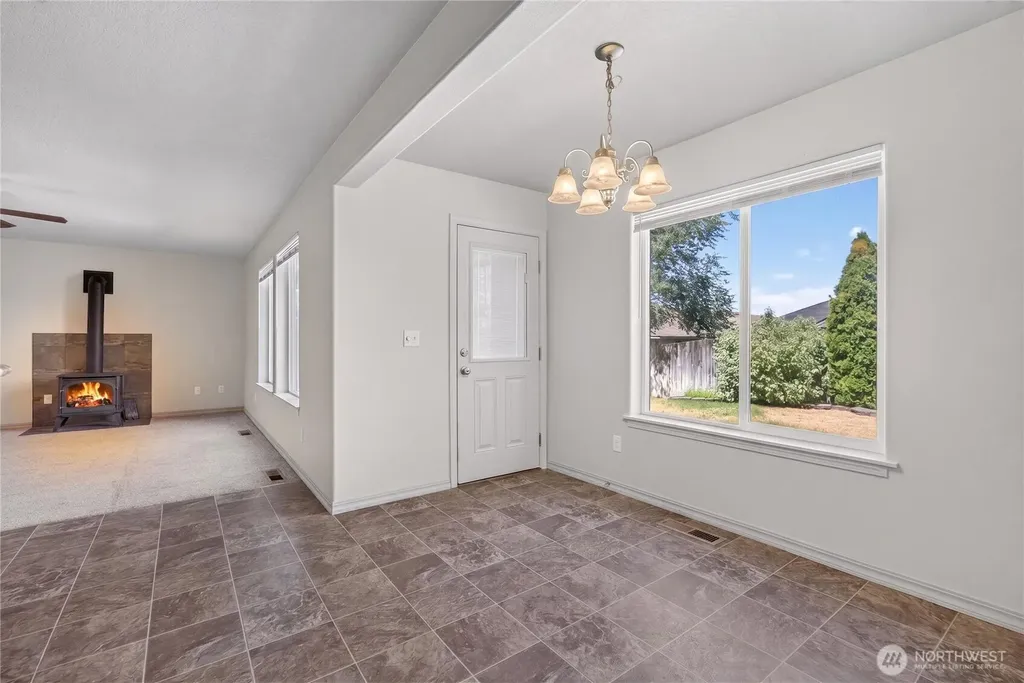 807 7th Avenue NE Ephrata WA 98823