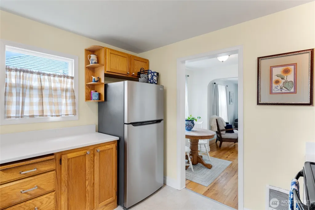 556 25th Avenue Longview WA 98632