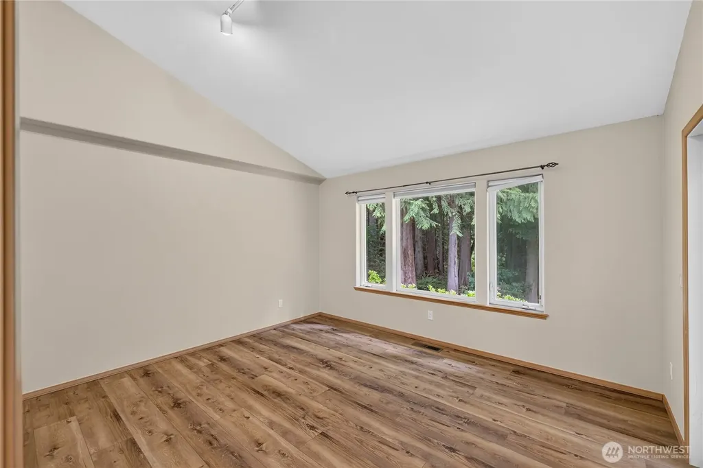 4819 Woodside Dr Drive Anacortes WA 98221
