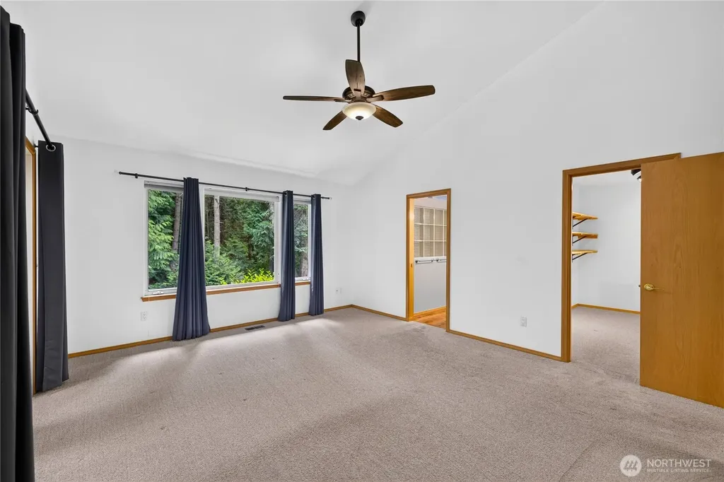 4819 Woodside Dr Drive Anacortes WA 98221