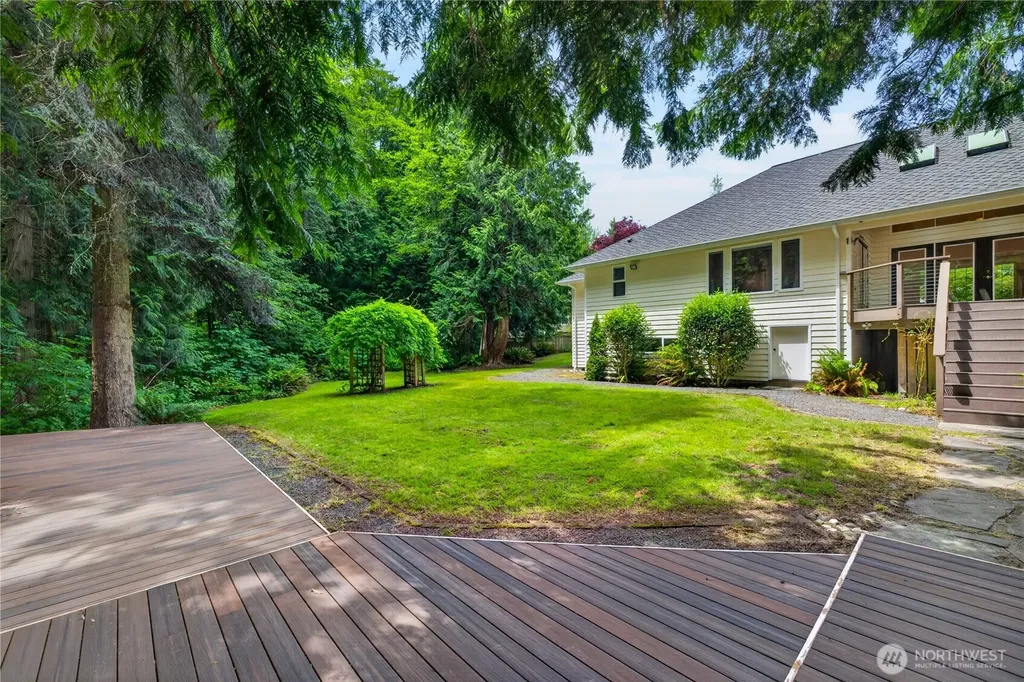 4819 Woodside Dr Drive Anacortes WA 98221