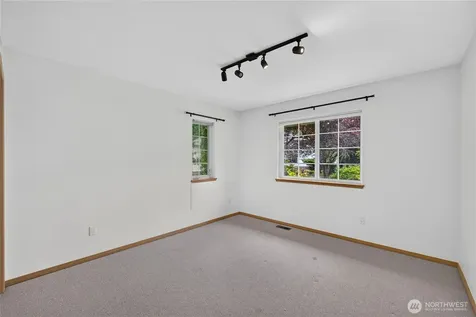 4819 Woodside Dr Drive Anacortes WA 98221
