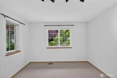 4819 Woodside Dr Drive Anacortes WA 98221