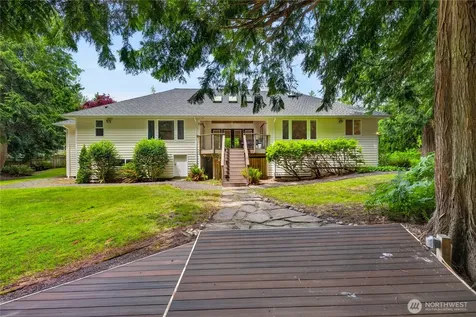 4819 Woodside Dr Drive Anacortes WA 98221
