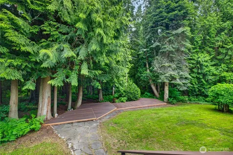 4819 Woodside Dr Drive Anacortes WA 98221