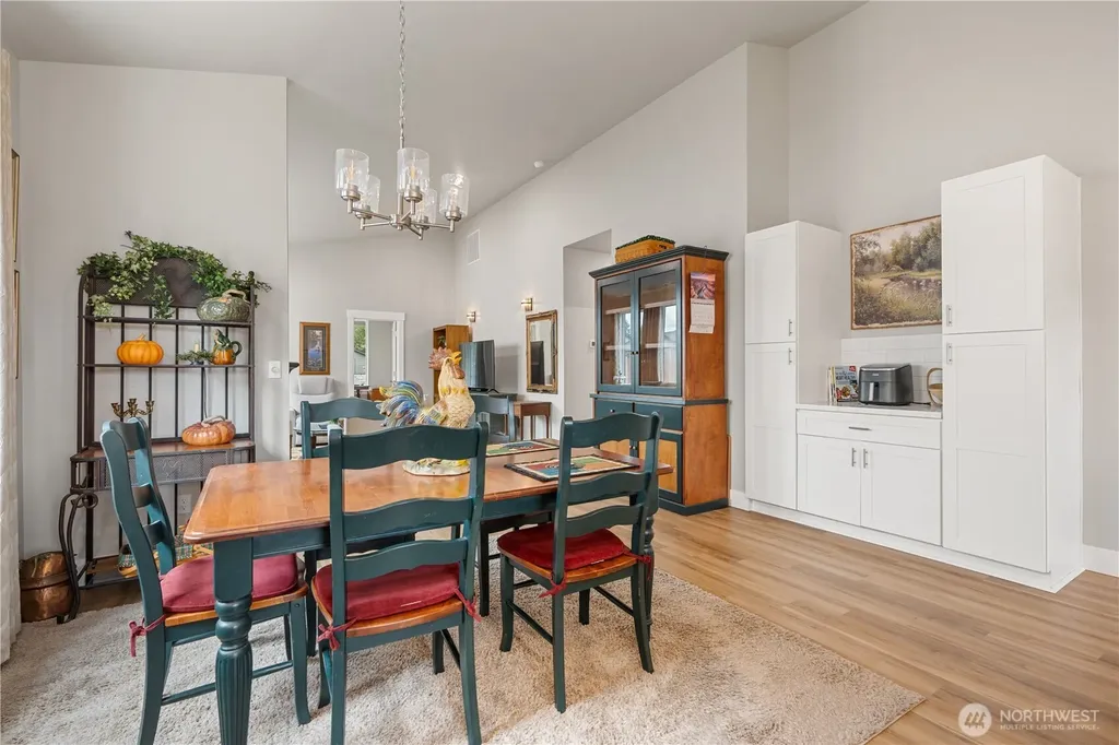 2110 Hawks View Lane Winlock WA 98596