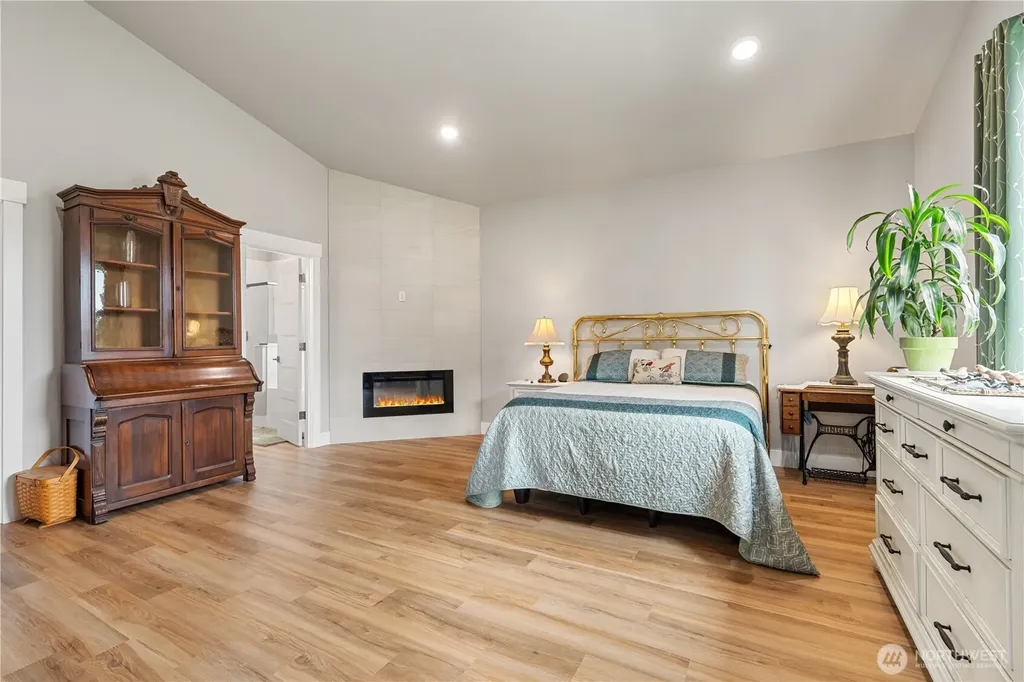 2110 Hawks View Lane Winlock WA 98596