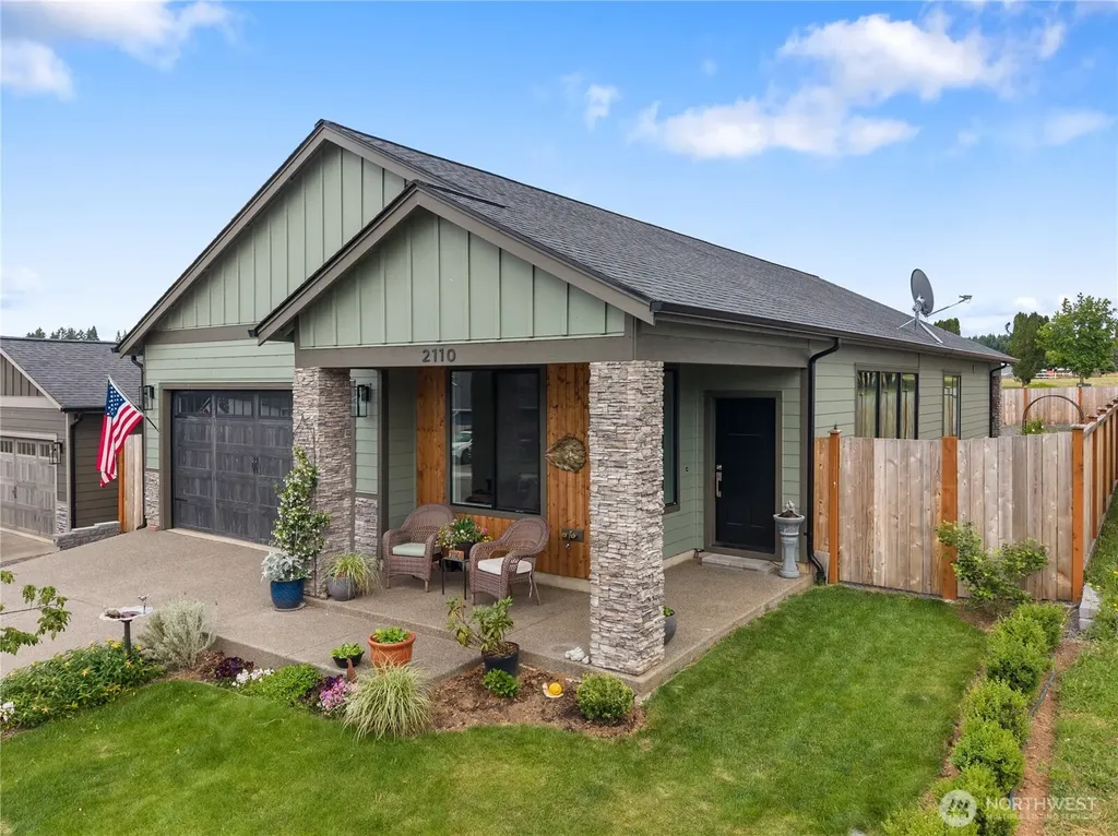 2110 Hawks View Lane Winlock WA 98596