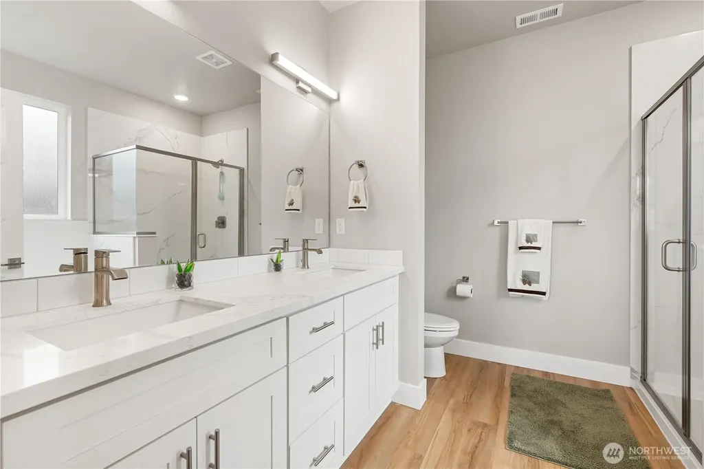 2110 Hawks View Lane Winlock WA 98596