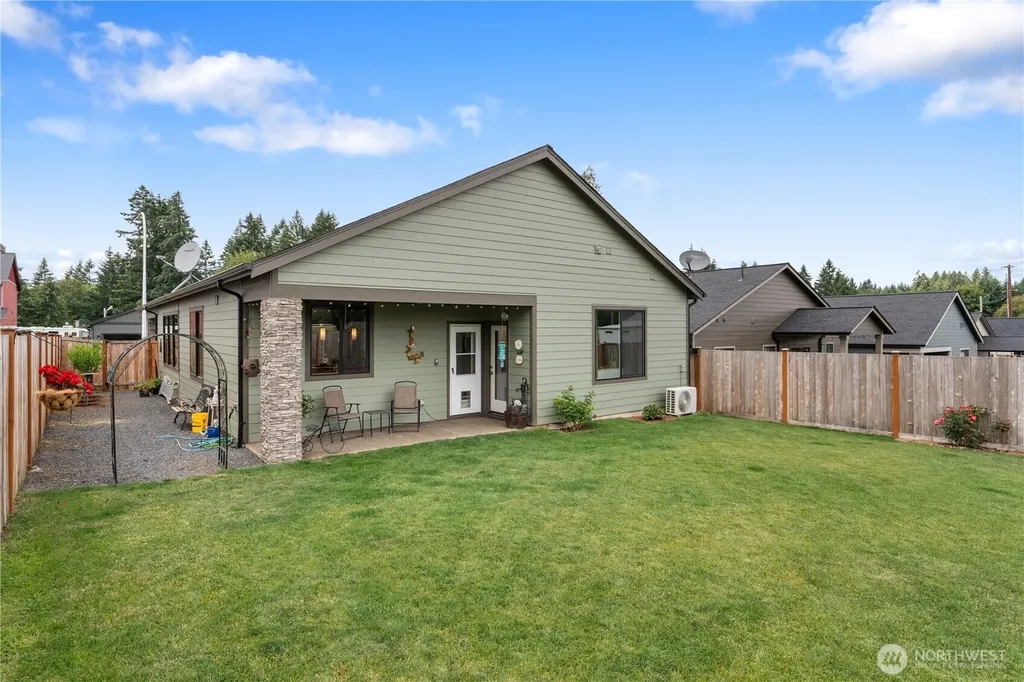 2110 Hawks View Lane Winlock WA 98596
