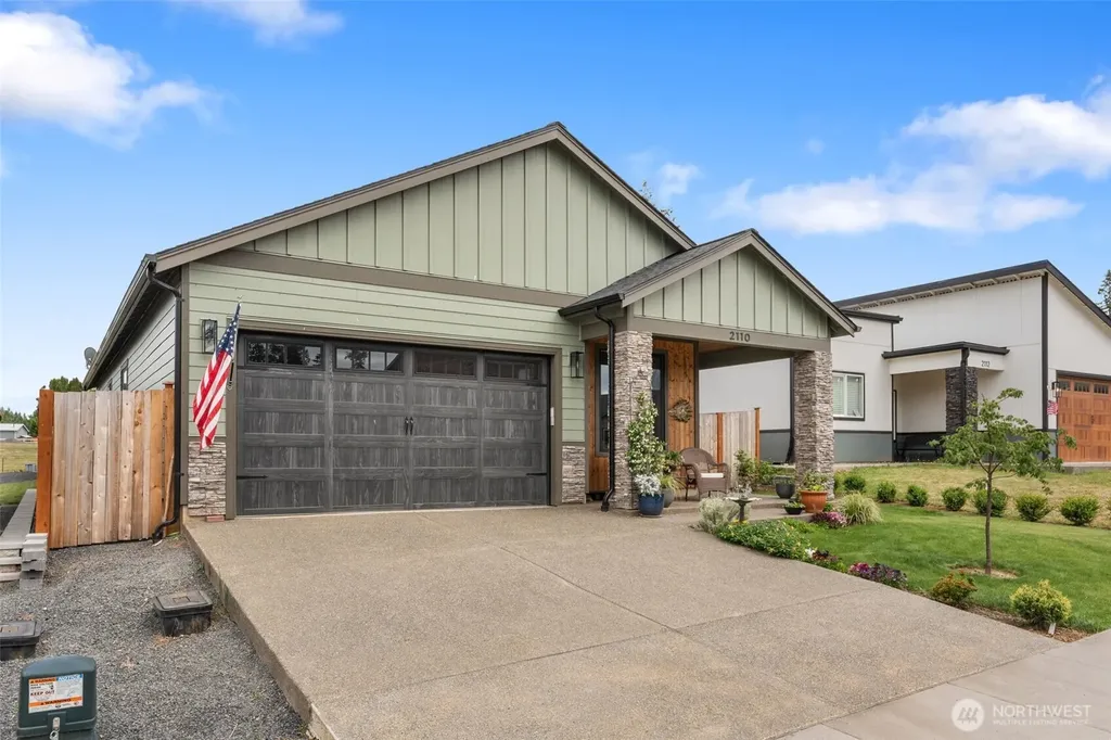 2110 Hawks View Lane Winlock WA 98596