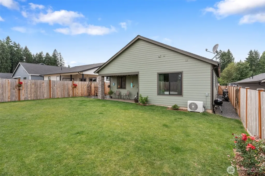 2110 Hawks View Lane Winlock WA 98596