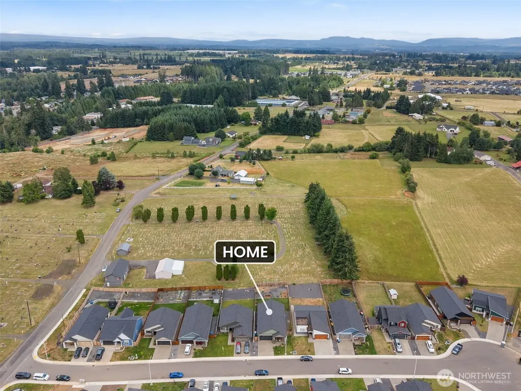 2110 Hawks View Lane Winlock WA 98596
