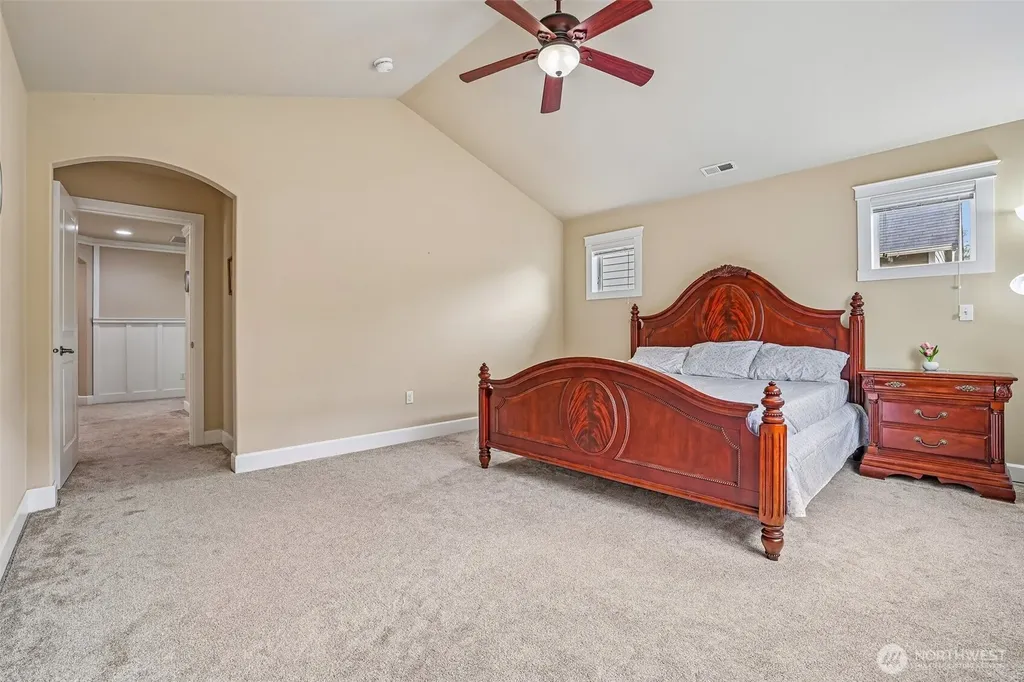 10015 1st Street NE Lake Stevens WA 98258