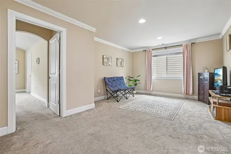 10015 1st Street NE Lake Stevens WA 98258