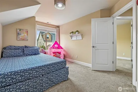 10015 1st Street NE Lake Stevens WA 98258