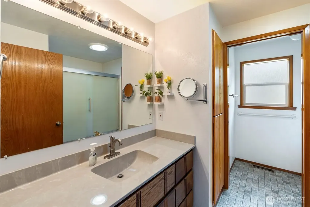 136 Kray Road Chehalis WA 98532