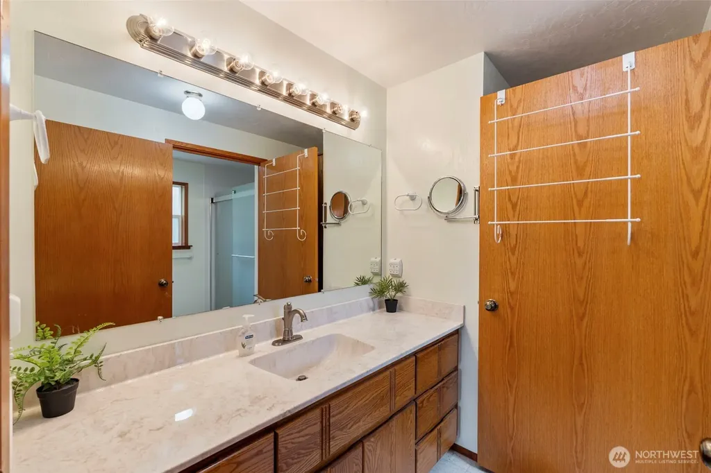 136 Kray Road Chehalis WA 98532