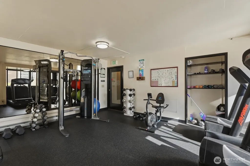 2100 3rd Avenue Seattle WA 98121