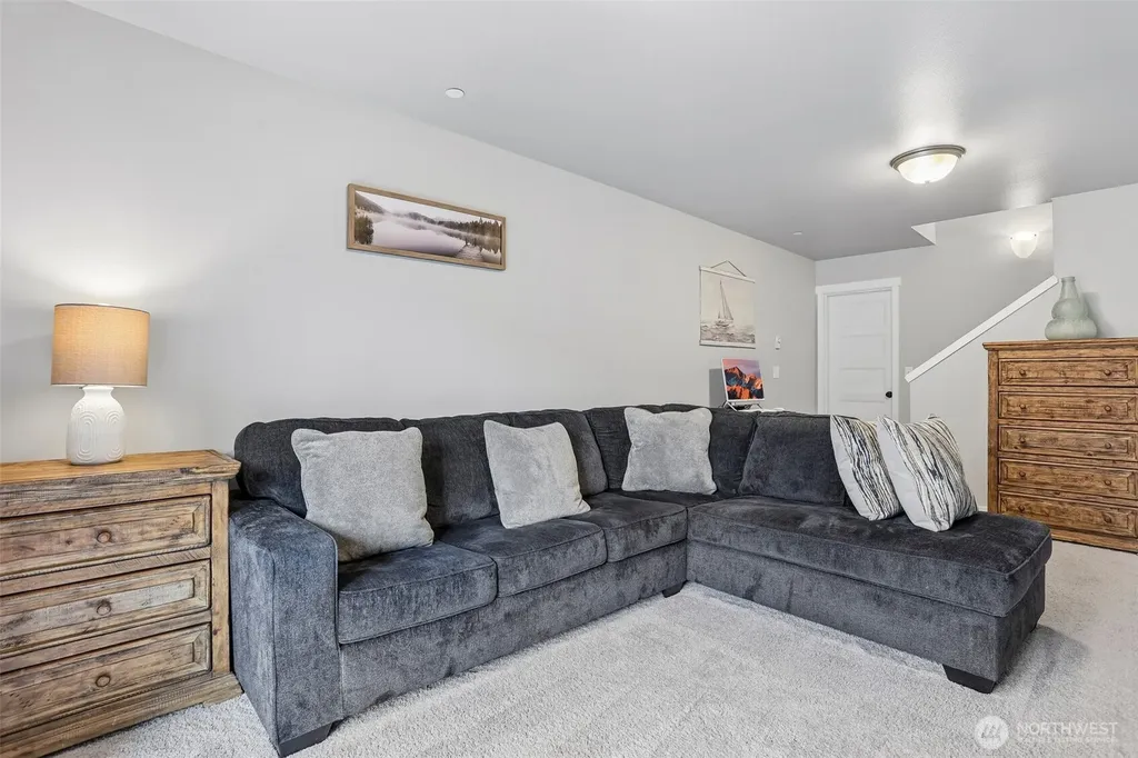 8797 68th Place NE Marysville WA 98270