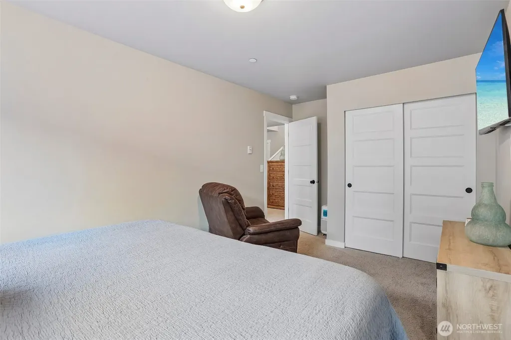 8797 68th Place NE Marysville WA 98270
