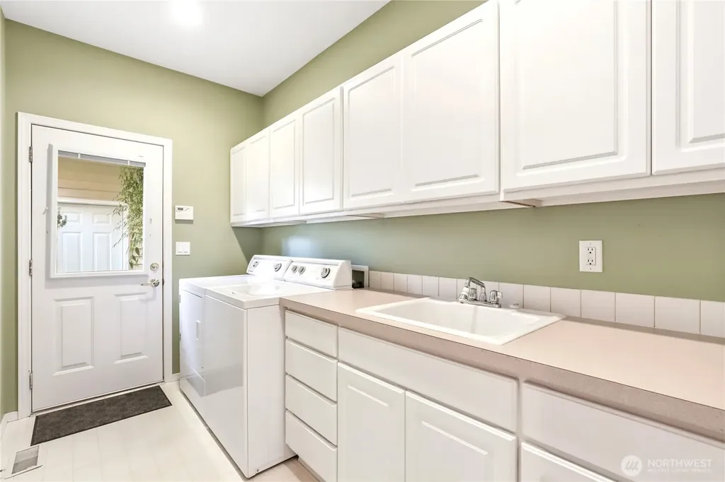 11005 80th Avenue Ct SW Lakewood WA 98498