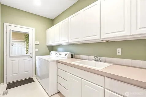 11005 80th Avenue Ct SW Lakewood WA 98498