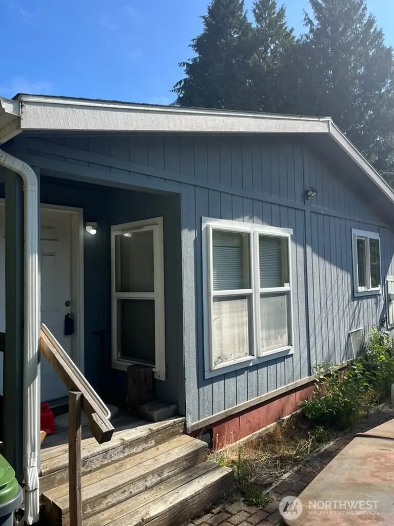 140 W Spruce Street Port Ludlow WA 98365