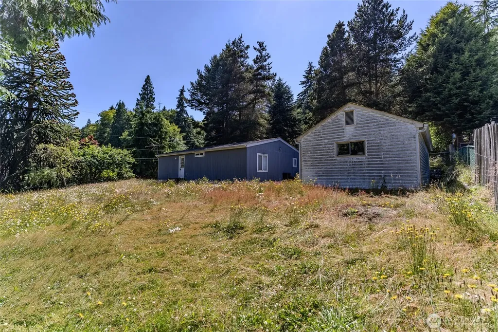 140 W Spruce Street Port Ludlow WA 98365