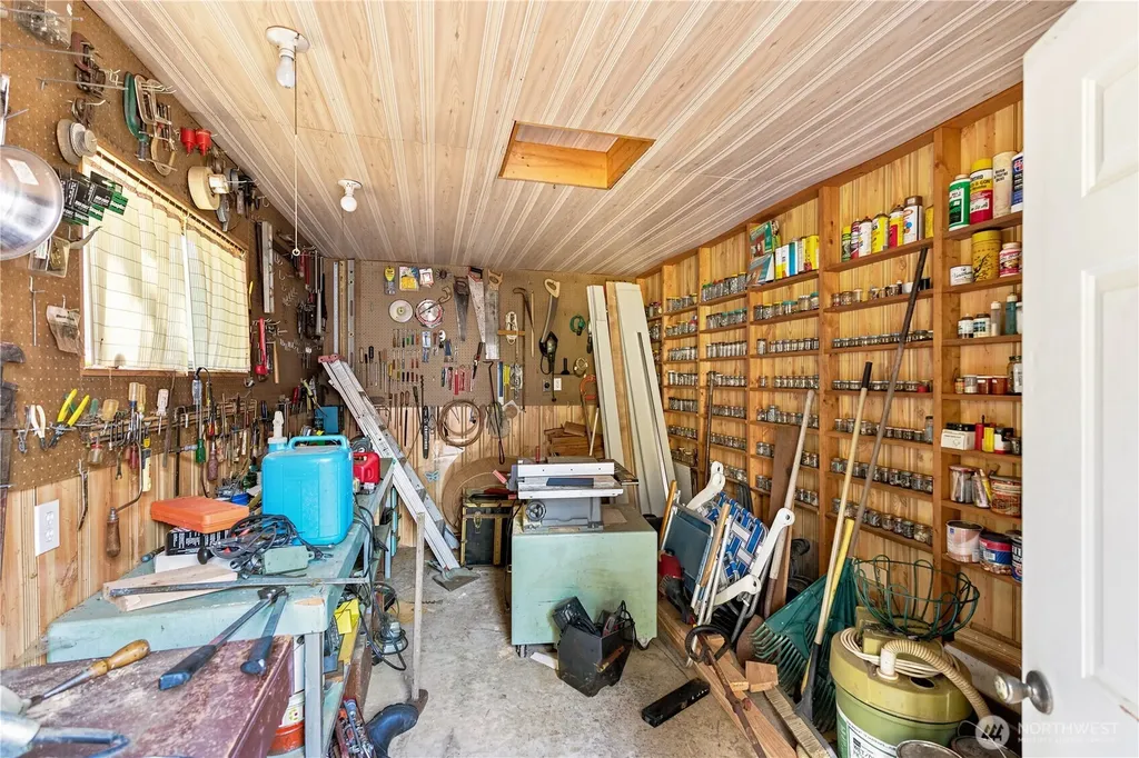 140 W Spruce Street Port Ludlow WA 98365
