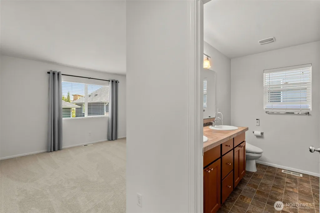 1810 Ridgeview Loop SW Tumwater WA 98512