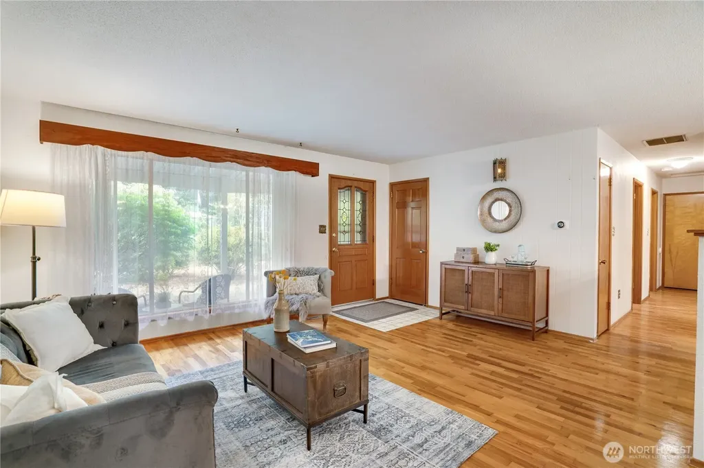 10102 114th Street SW Lakewood WA 98498