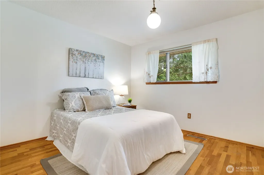 10102 114th Street SW Lakewood WA 98498