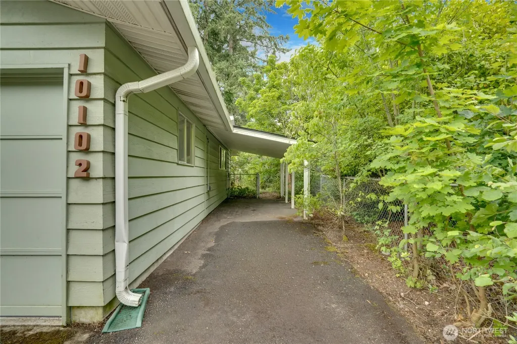 10102 114th Street SW Lakewood WA 98498
