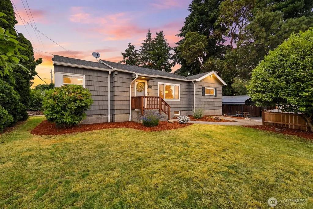 316 SW 124th Street Seattle WA 98146