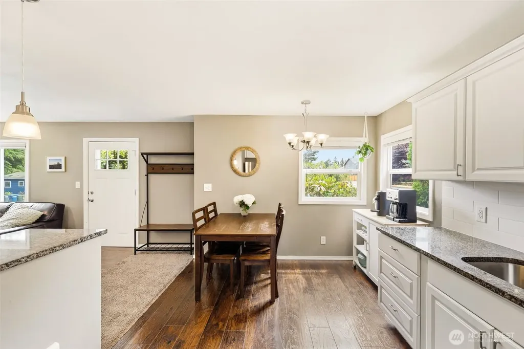 316 SW 124th Street Seattle WA 98146