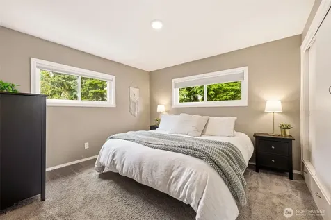 316 SW 124th Street Seattle WA 98146