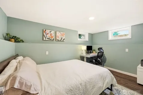 316 SW 124th Street Seattle WA 98146
