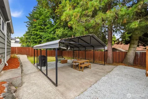 316 SW 124th Street Seattle WA 98146