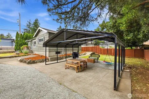 316 SW 124th Street Seattle WA 98146
