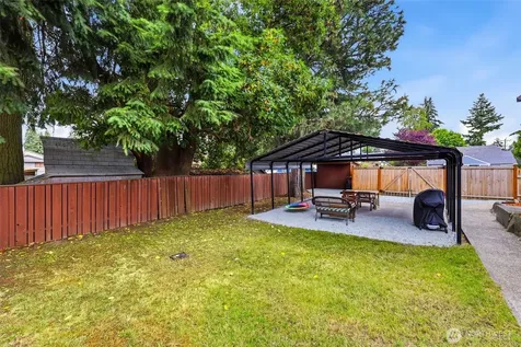 316 SW 124th Street Seattle WA 98146