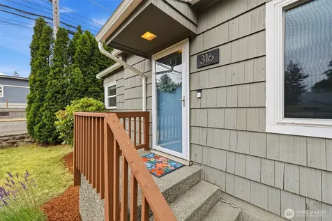 316 SW 124th Street Seattle WA 98146
