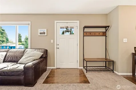 316 SW 124th Street Seattle WA 98146