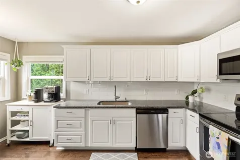 316 SW 124th Street Seattle WA 98146