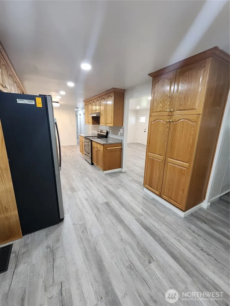 8810 NE 187th Street Bothell WA 98011