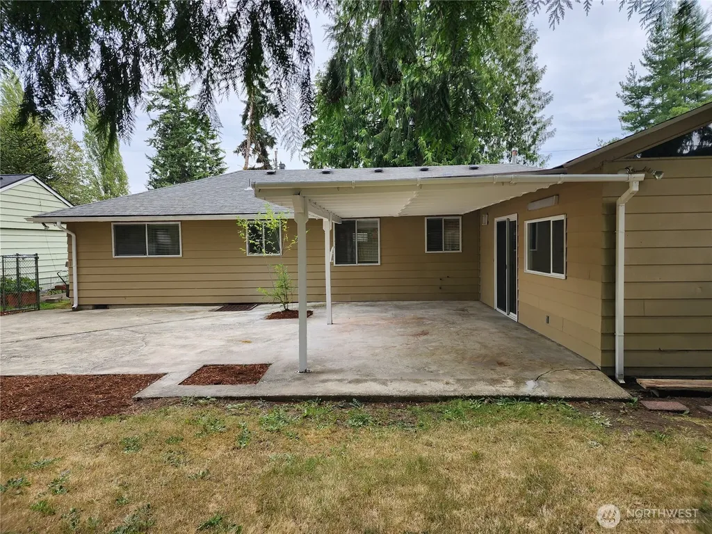 8810 NE 187th Street Bothell WA 98011